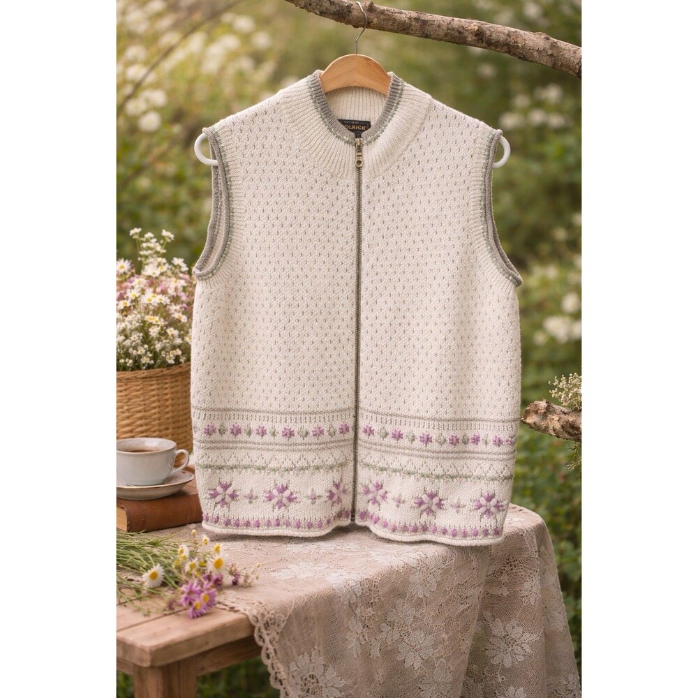 Vtg Woolrich Knit Vest Made in Japan Floral Zip Cottagecore Women L Grandmacore